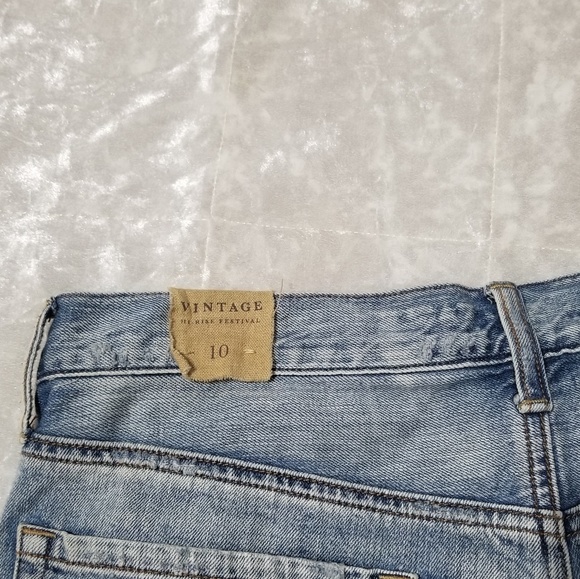 American Eagle Outfitters Distressed Shorts - Picture 4 of 4